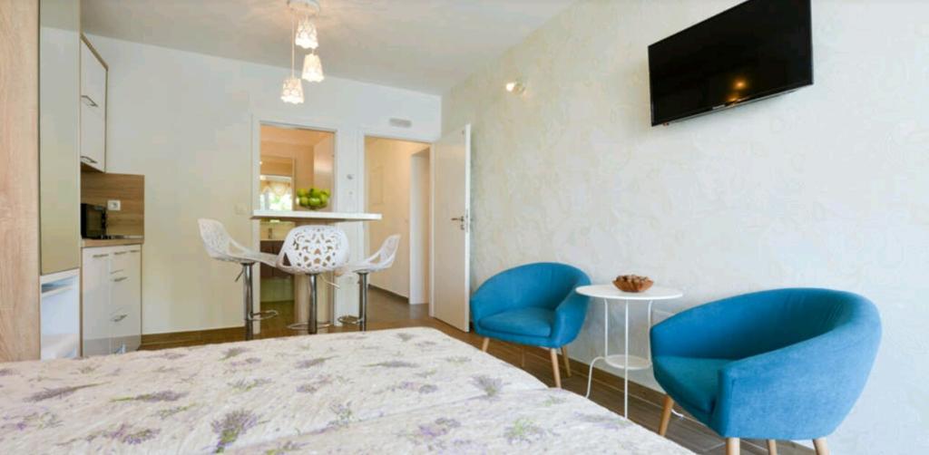 Lavender Apt. W. Balcony In Old Town Zadar Dış mekan fotoğraf