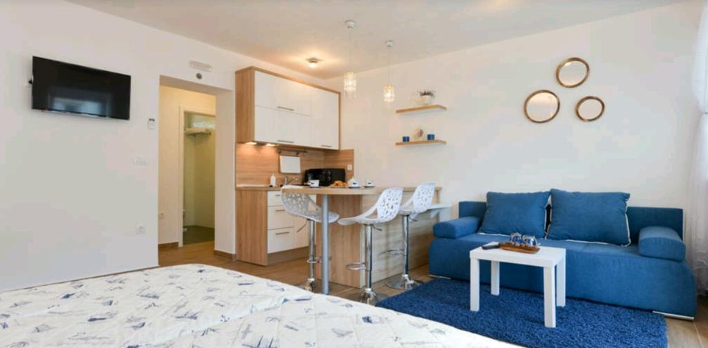Lavender Apt. W. Balcony In Old Town Zadar Dış mekan fotoğraf
