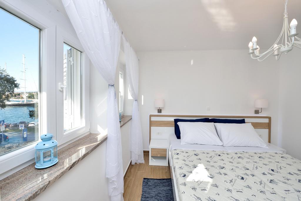 Lavender Apt. W. Balcony In Old Town Zadar Dış mekan fotoğraf